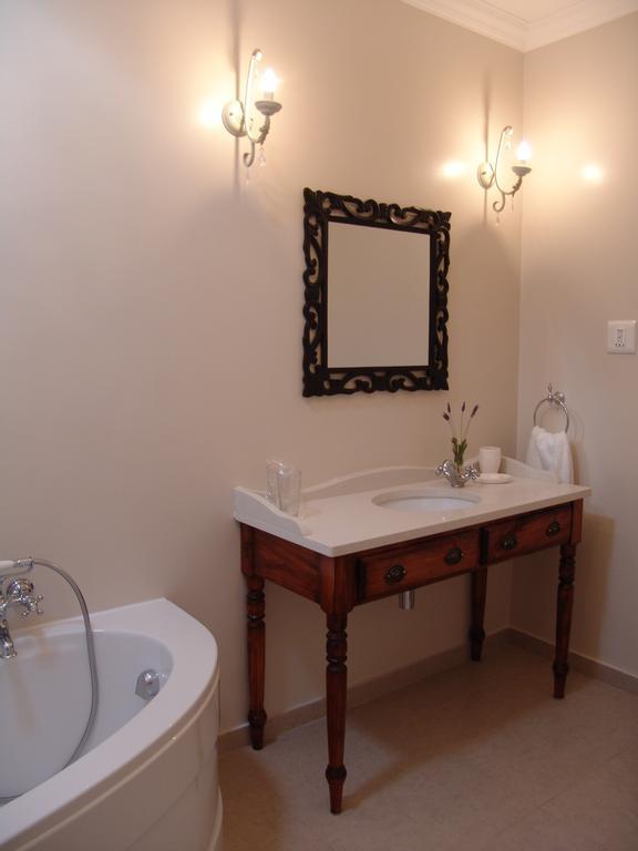 La Pension Guest House Oudtshoorn Habitación foto